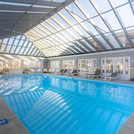Beautiful Flat With Swimming Pool Tennis Court And Private Car Parking 09 Le Touquet Kültér fotó